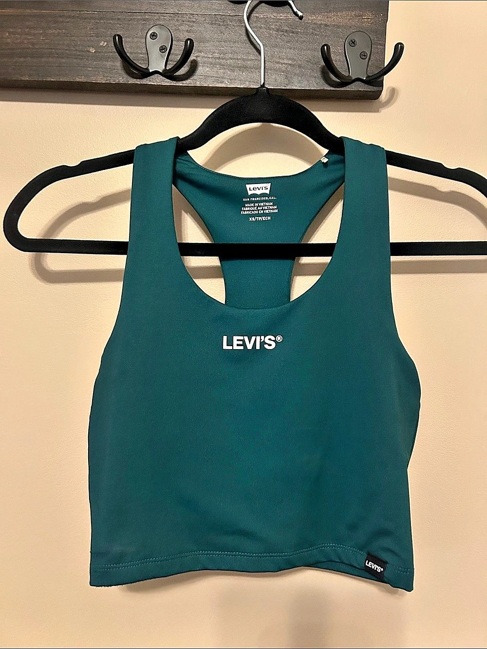 Levi's Racerback Tank in Green XS Like New